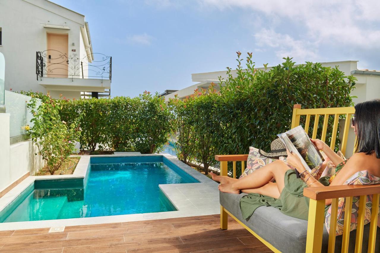 Alexandra Golden Boutique Hotel-Adults Only Chrysi Ammoudia Bagian luar foto