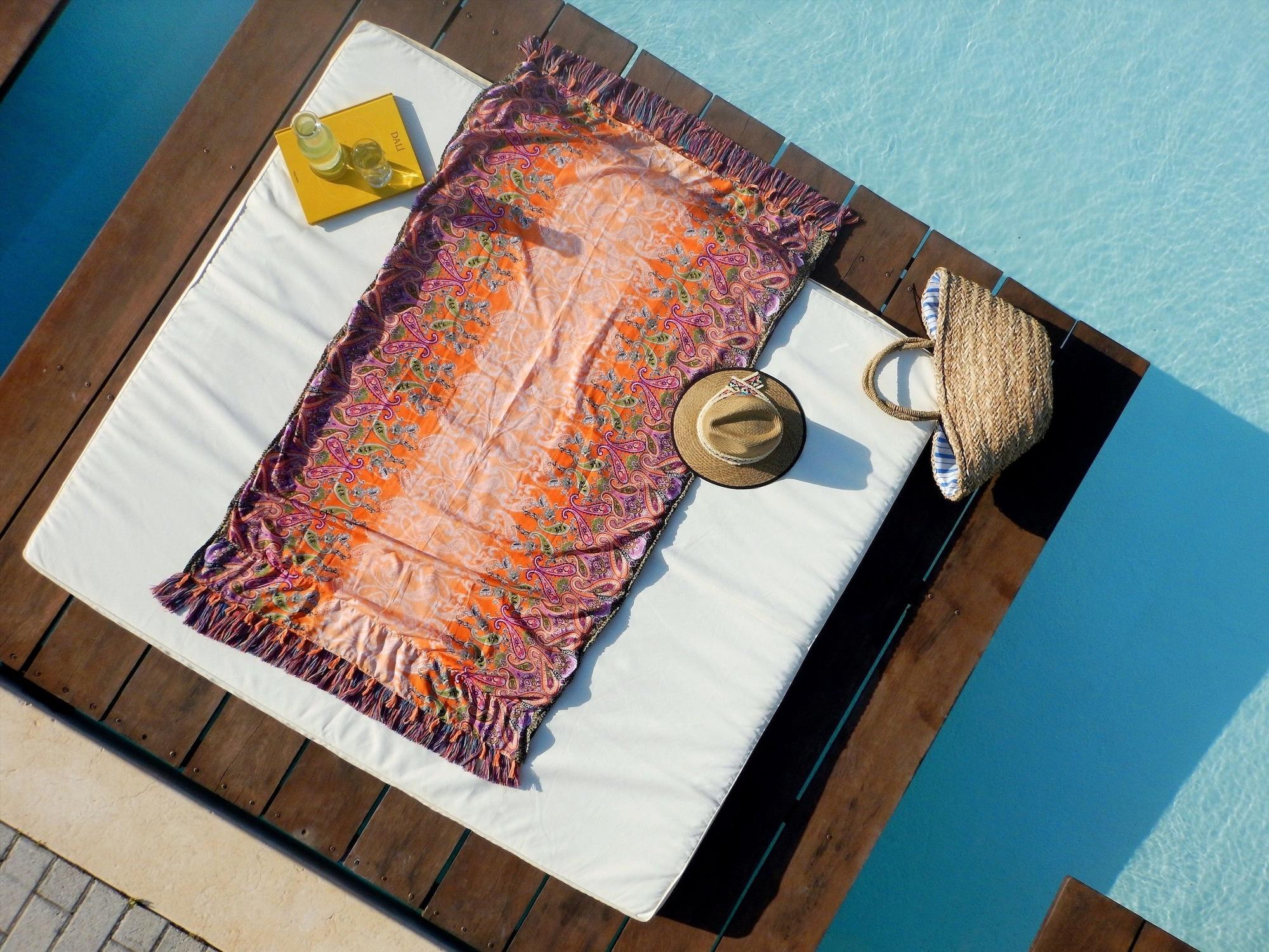 Alexandra Golden Boutique Hotel-Adults Only Chrysi Ammoudia Bagian luar foto