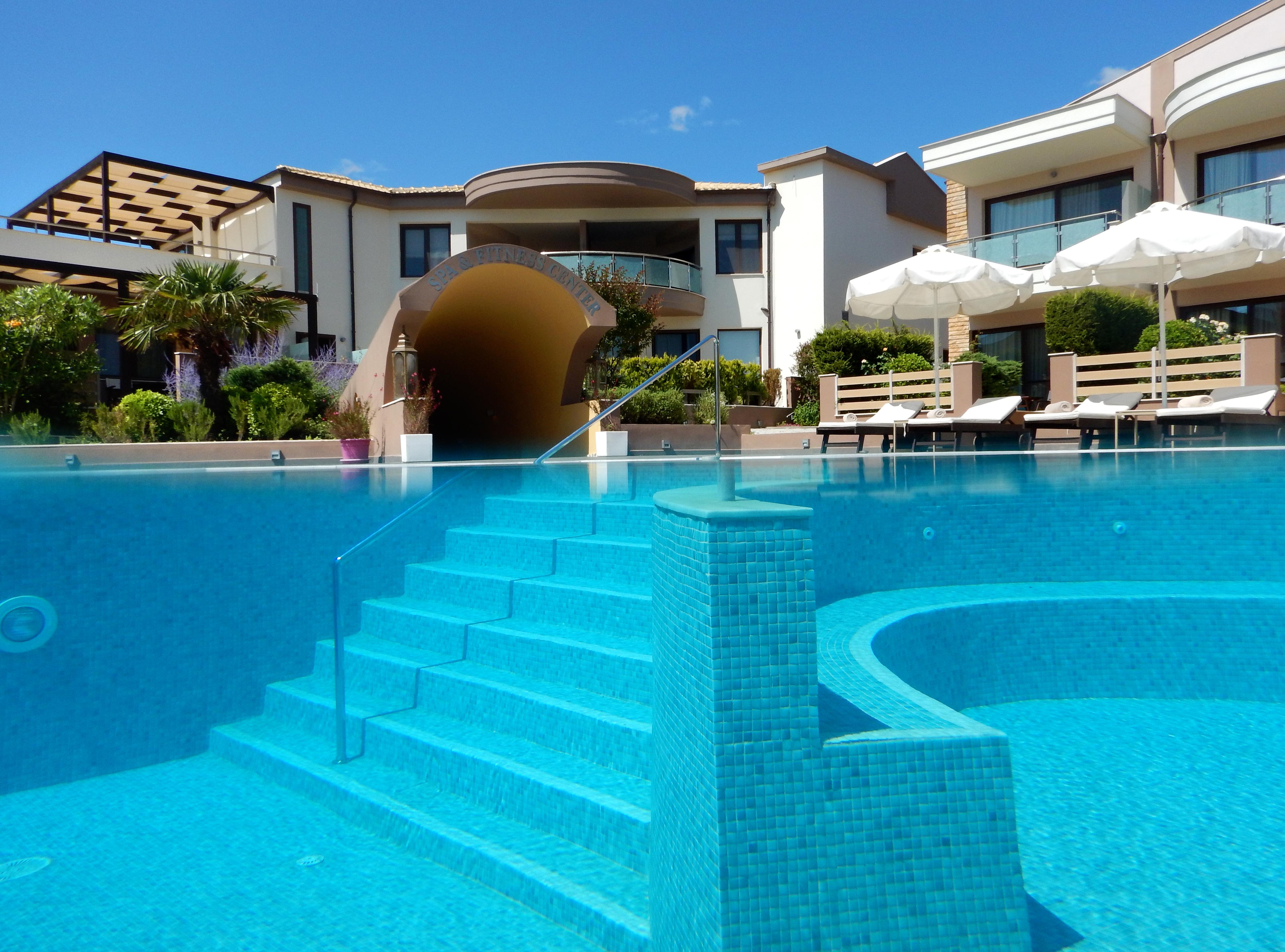 Alexandra Golden Boutique Hotel-Adults Only Chrysi Ammoudia Bagian luar foto
