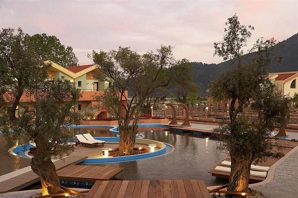Alexandra Golden Boutique Hotel-Adults Only Chrysi Ammoudia Bagian luar foto